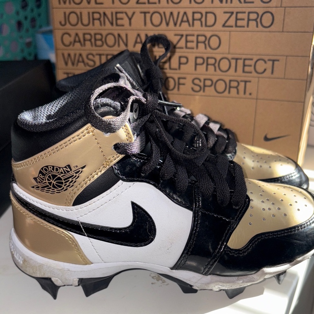 Nike Kids Football Cleats - Black, White, Gold